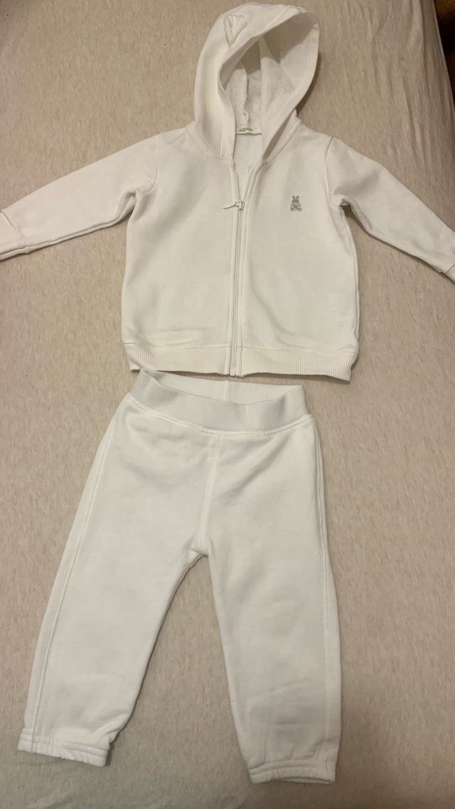 conjunto chandal unisex de Benetton