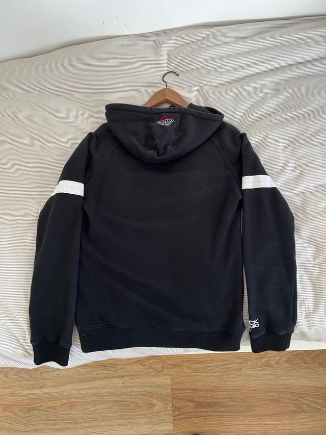 Sudadera Black Pyramid