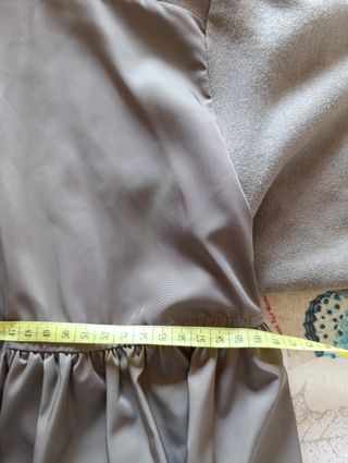 Sudadera oversize caqui de Zara