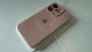 4 Fundas IPhone 14 Pro