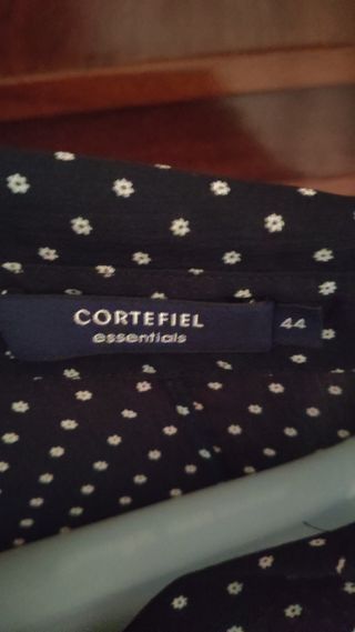 Camisa de topos marca Cortefiel talla 44
