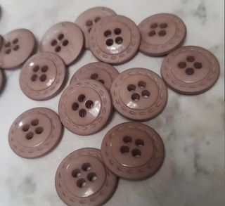 Lote 15 botones- 8 modelos