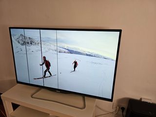 Televisor plana Philips 42" para reparar