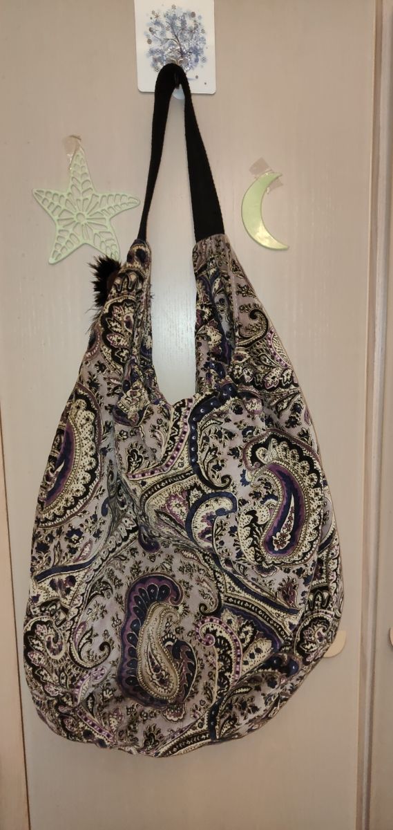 Bolso grande de terciopelo