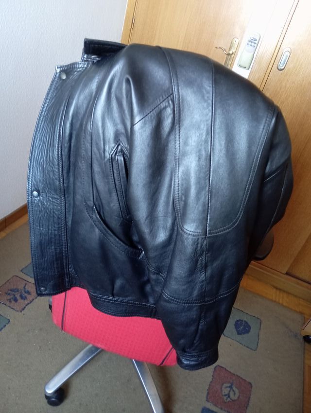 CHAQUETA CUERO T. 56 HOMBRE PELETERÍA CUELLO NUEVO