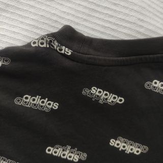 camiseta Adidas logo