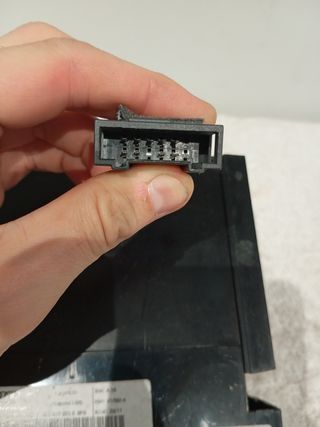 Cajón puerto USB Audi A4 b6 b7 8e