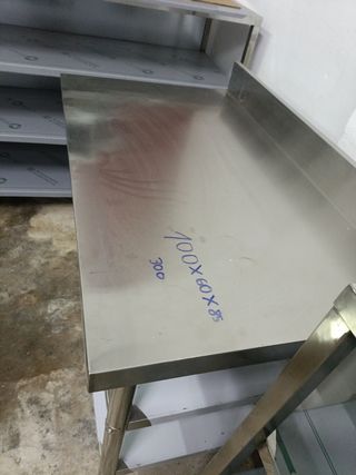MESA ACERO CON BALDA 1M