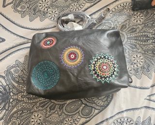 Bolso con asa Desigual piel y cinturón