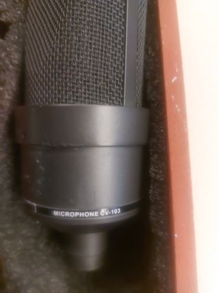 Micrófono cv103