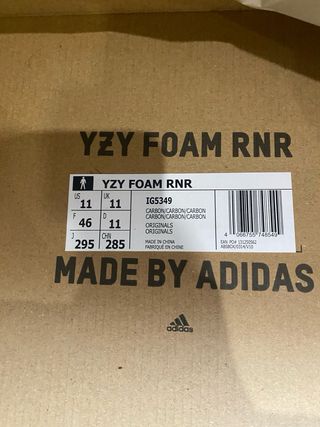 Adidas Yeezy Foam Carbon 