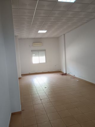 Casa, dos pisos, garage grande