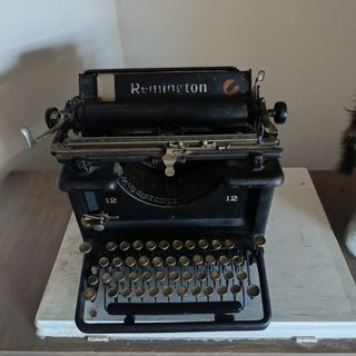 Máquina de escribir REMINGTON 12 año 1924