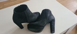 Botin antelina negro 38