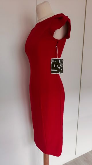 Vestido NUEVO midi rojo invitada S 36