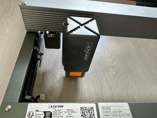 Maquina grabadora y cortadora laser