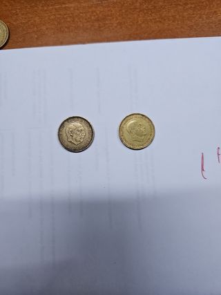 Pesetas ,25 pts,50 pts.de diversos años.