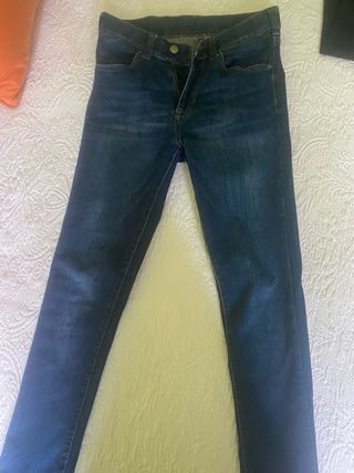 Pantalon vaquero pitillo
