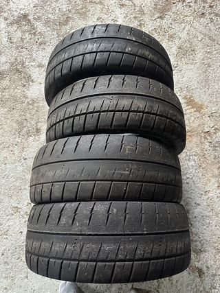 ruedas slicks michelin y pirelli 18