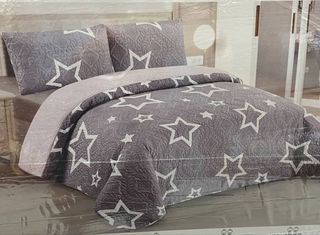 COLCHA ESTRELLAS CAMA DE 135 CM