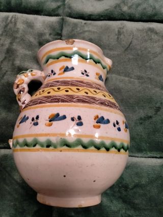 Jarra antigua de Puente del Arzobispo