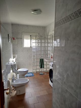 Venta de vivienda y finca