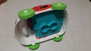 Soft Clemmy coche Texturas, juego bebe 6M