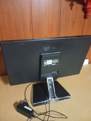 Pantalla 18,5" LG Flatron E1942