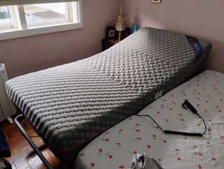 Cama articulada y colchón