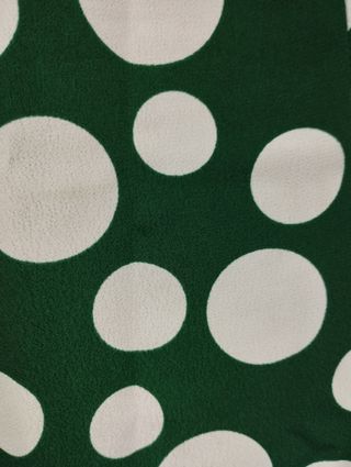 TRAJE FLAMENCA VERDE CON LUNARES BLANCOS