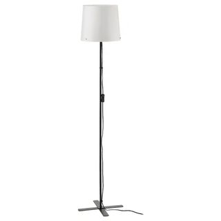 Lampara de pie IKEA