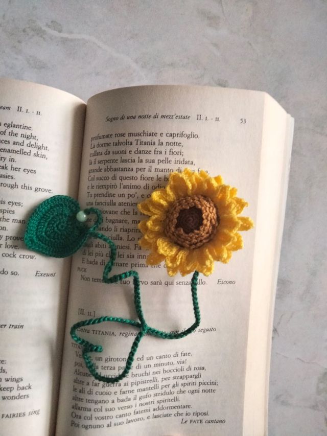 Sunflower Bookmark Amigurumi flower