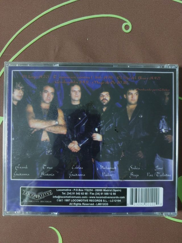 SE VENDE CD MAGO DE OZ