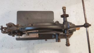 Remalladora alemana de 1935 antigua máquina coser