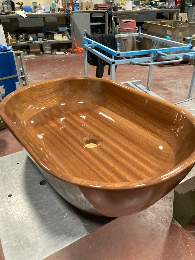 Lavandino artigianale in legno di mogano