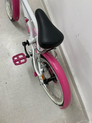 Bicicleta niña 16 pulgadas Btwin 500 Doctor Girl blanca rosa 4 a 6 años