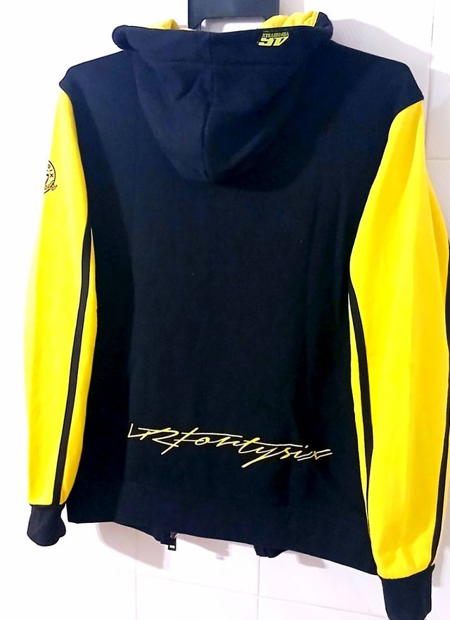 SUDADERA OFICIAL VR46 "ROSSI"MOD.VR2O25