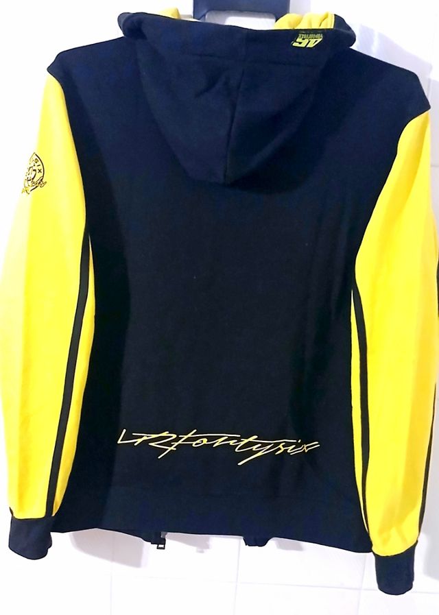 SUDADERA OFICIAL VR46 "ROSSI"MOD.VR2O25