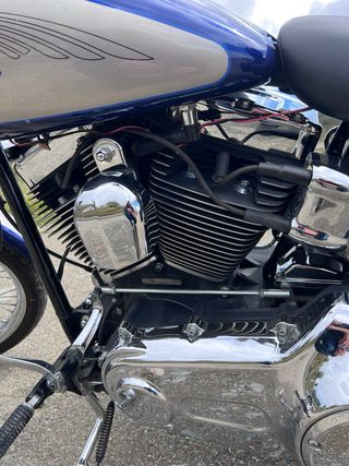 Moto harley softail