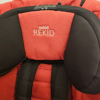 SILLA COCHE AXKID REDKID (9-24 Kg)