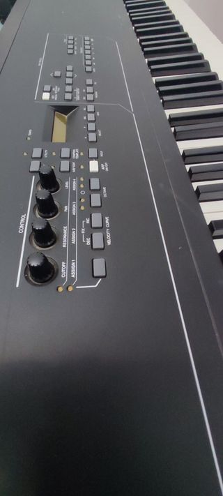 Piano _ controlador  Yamaha KX8