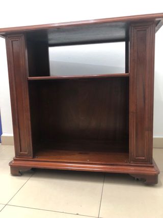 Mueble auxiliar de madera