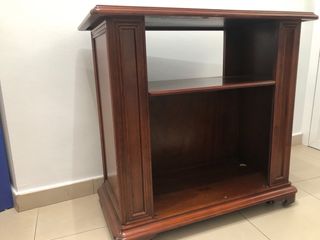 Mueble auxiliar de madera