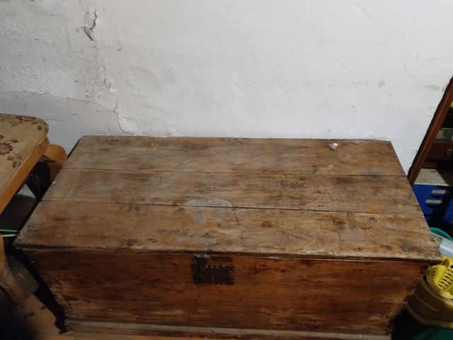 Baúl de madera 