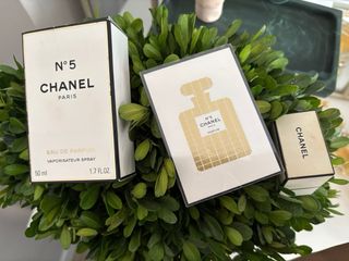 Chanel 5 perfume  regalo dos miniaturas 