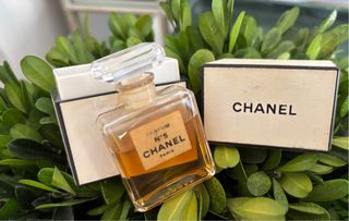Chanel 5 perfume  regalo dos miniaturas 
