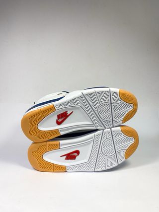 Air Jordan 4 Retro SB Navy: 42 EU / 8.5 US