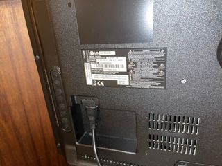 LG LED 32” estropeada retroiluminación