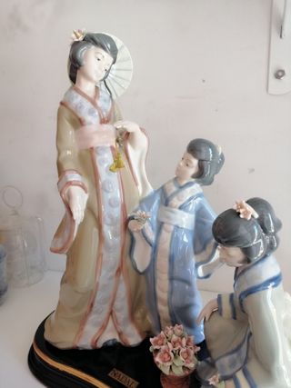 Figura Geishas porcelana Nadal