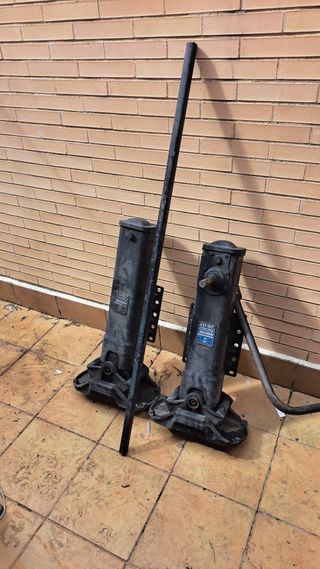 Pata de soporte del remolque